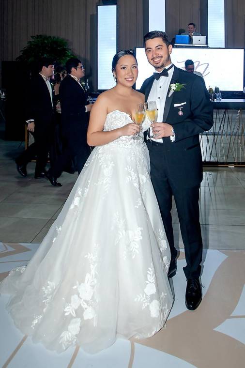 La boda eclesiástica de Carlos Pineda y Nidia León