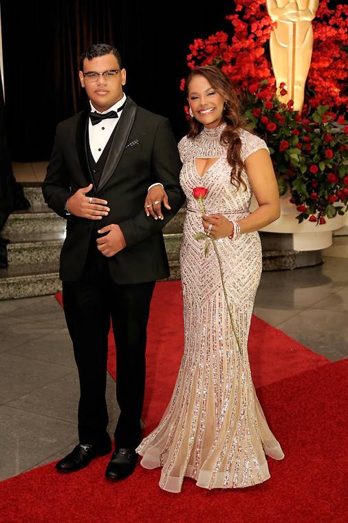 La clase 2022 de la Dowal School, celebró su graduación con una de fiesta de gala, donde cada uno de los seniors desfilaron sobre una alfombra roja para luego dar paso a una original e inolvidable velada.Johann Javier Montás y Yannirys Montás.