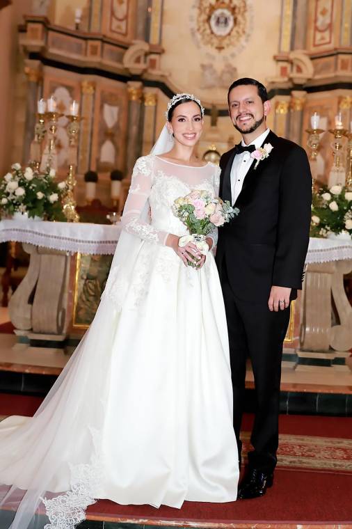 La romántica boda de Marialuisa Izaguirre Membreño y José Daniel Madrigal Cerrato