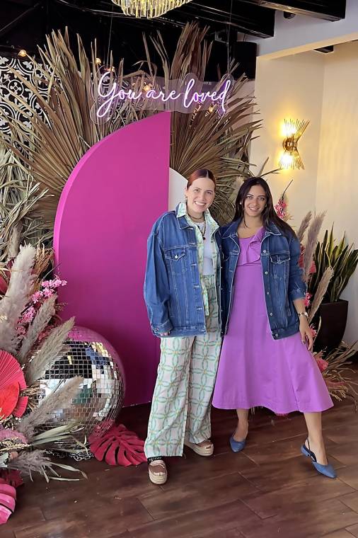 Daniela Fajardo y Rebecca Rosenthal.