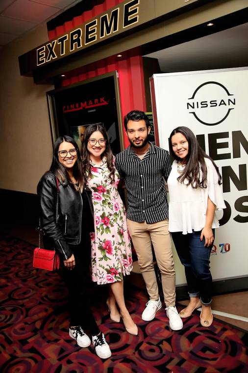 Revista Estilo y Nissan presentaron en Multiplaza una movie night con Black Adam, donde invitados especiales pudieron disfrutar de una experiencia única y privada. Norma Farias, Jessy Amador, Axel Vásquez y Ana Gómez.