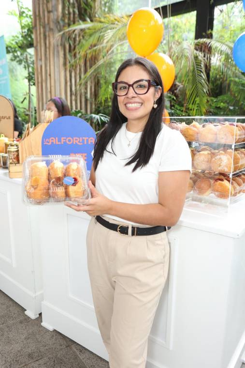 Paola Mejía, participante de la edición 2025 de Girl Boss, es la autora de las berlinesas más exquisitas de Tegucigalpa. Y es que a través de su marca, La Alforita, esta emprendedora está dispuesta a endulzar la vida de todos.
