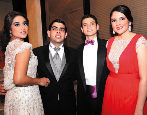 Del Campo International School grad