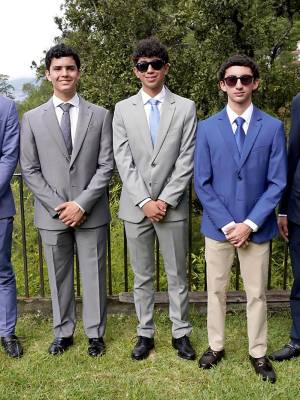 En una hermosa y fresca mañana, la generación 2026 de Aldebarán Bilingual School celebró su esperado Senior Breakfast en el restaurante La Cumbre. Luciendo trajes elegantes y sonrisas radiantes, los jóvenes disfrutaron de un desayuno lleno de emoción, risas y momentos para recordar.