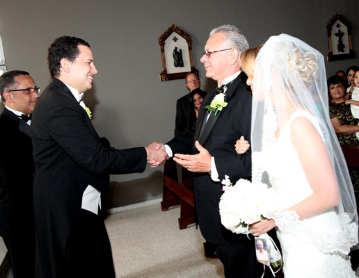 La boda de Ana Sofía Alonzo y Manuel Sarmiento