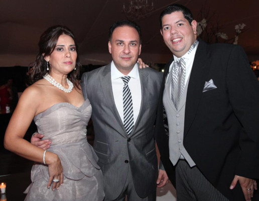 La boda de Ginette Gutiérrez y Eduardo Waddington