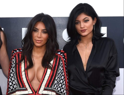 Kim y Kylie Símbolos de bella y estilo