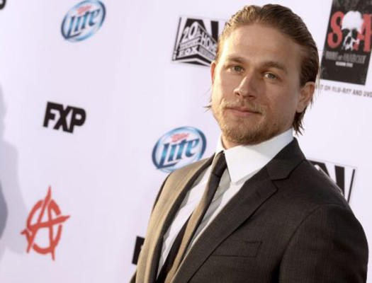 Charlie Hunnam se despide de Fifty shades of Grey