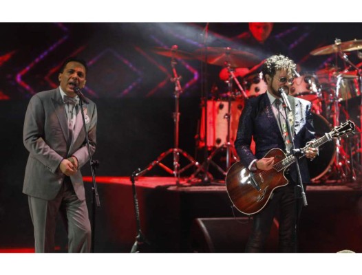 Cristian Castro y Alex Synteks estuvieron de gira en latinoamerica y uno de sus destinos fue Tegucigalpa.