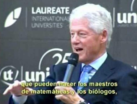 Bill Clinto impartió una conferencia en UNITEC