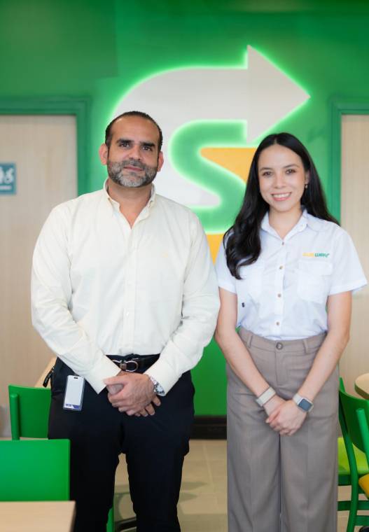Subway continúa fortaleciendo su presencia en Honduras con la apertura de un nuevo restaurante en Comayagua. La inauguración forma parte del ambicioso plan de expansión de la marca junto a INTUR, que ya ha sumado diez nuevas ubicaciones en el país desde el inicio de esta nueva etapa, apostando por espacios modernos, una experiencia renovada y una propuesta gastronómica que responde a las preferencias del consumidor actual.
