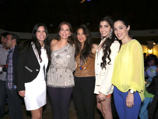 Fiesta para Natalie Pagels y Tavi Canahuati
