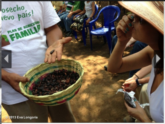 Eva Longoria feliz de estar en Honduras