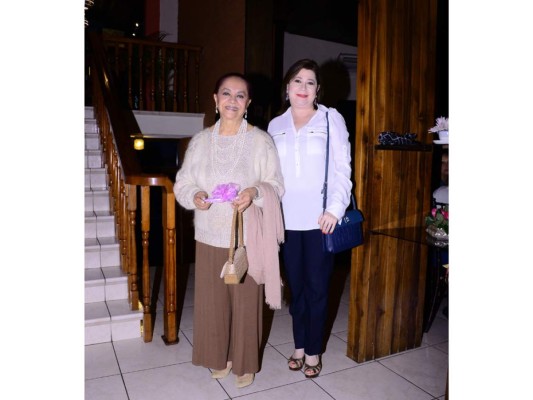 El cumpleaños de Mary Tinoco