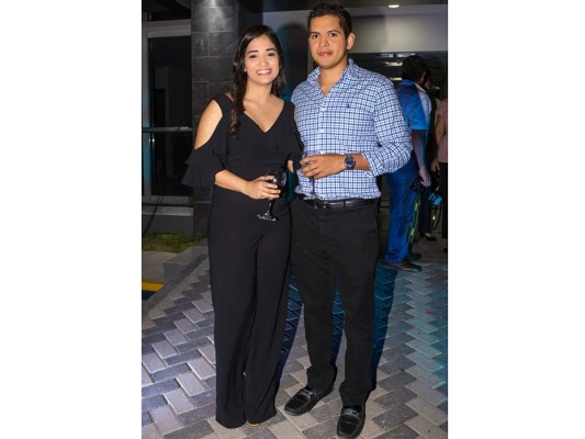 Art trunk show en Condominios Terranova Torre 1   
