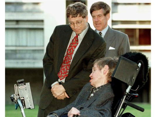 La vida de Stephen Hawking en imágenes