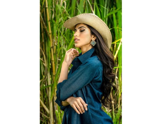 Rosemary Arauz: de las pasarelas al diseño de accesorios  