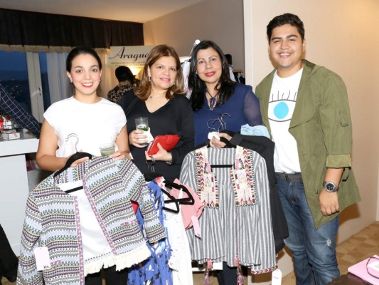 Happy Hour y Mom Showroom en el Honduras Maya