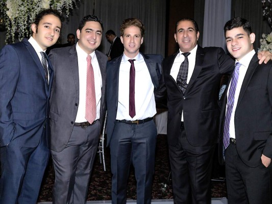 La boda civil de Guillermo Orellana y Giordanna Kafati   