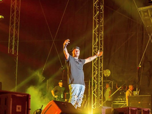 ¡Nicky Jam puso a bailar a San Pedro Sula!  