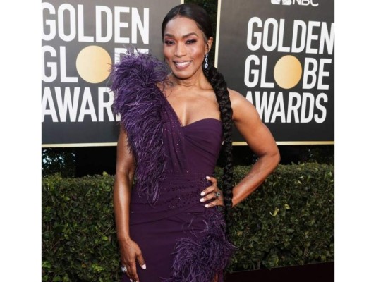 Angela Basset: La asimetría nunca pasa de moda y eso lo ha comprobado Angela con su vestido Dolce & Gabbana.