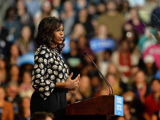 'Becoming' de MIchelle Obama, desvela a Trump de haber puesto en riesgo a su familia en 2011