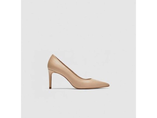 Zara: Stilettos básicos cerrados