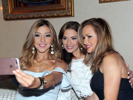 Fiesta de cumpleaños de Kathia Mejía, Karina Castellón, Marly Kattán y Nadia Boadla  