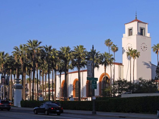 La Union Station del centro de la ciudad de California es la segunda sede para la entrega de los premios, todo esto con el fin de evitar aglomeración de personas en un mismo sitio.