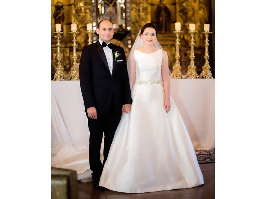 La boda de Azaria Martínez y Fernando Torres