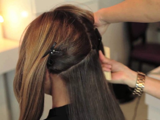 Cómo llevar las extensiones de cabello