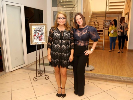 Pinto Rodezno presentó su exposición de arte en Bistro doce21