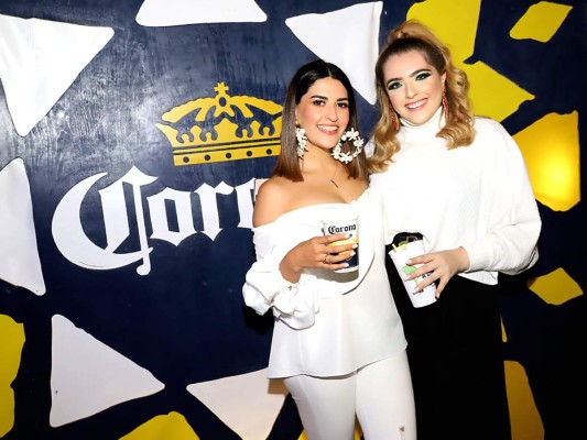 Vivianna Mena y Mari Bardaji
