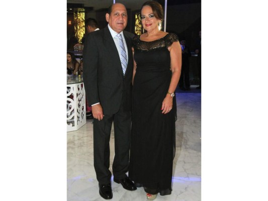 Armando y María Elena López.