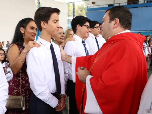 Confirmación en Macris School
