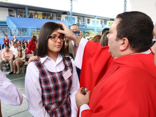 Confirmación en Macris School