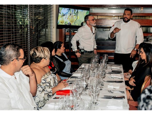 “ Un Viaje por Chile” en el Restaurante Factory