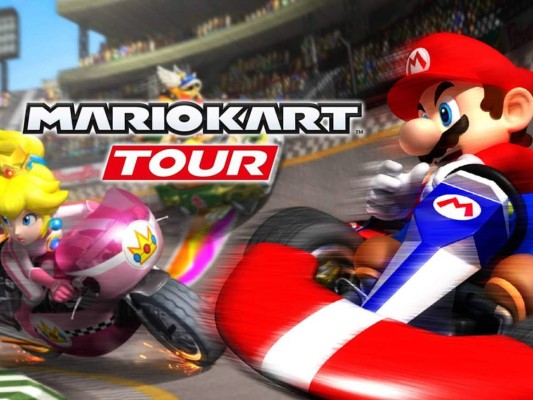 Mario Kart Tour<br/>El clásico y divertido Mario Kart ya está en línea y cuenta con el modo “multijugador” con el que puedes competir con hasta 7 amigos que se encuentren cerca de ti o en cualquier parte del mundo. Pisa el pedal, inicia la carrera y disfruta de los variados circuitos inspirados en lugares reales que este juego te ofrece.<br/>