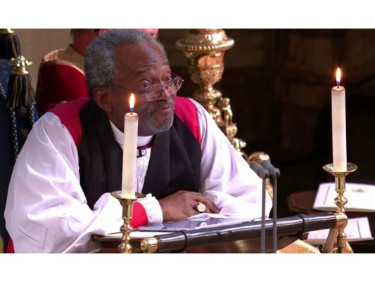 El obispo estadunidense Michael Curry, quien dio un curioso sermón cargado de pasión en la boda real británica.