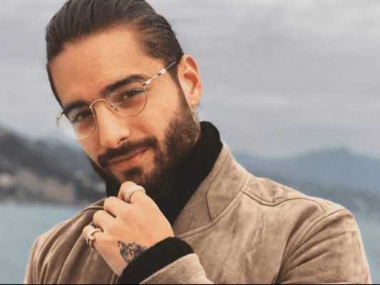 Maluma es criticado por desafinar mientas cantaba