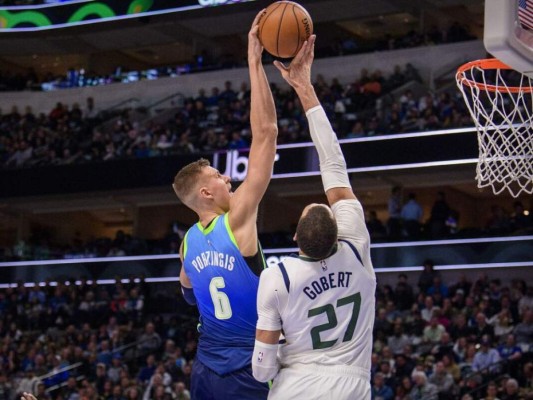 La NBA suspendió la temporada después de que dos jugadores, Rudy Gobert y Donovan Mitchell, fueran diagnosticados con Coronavirus.