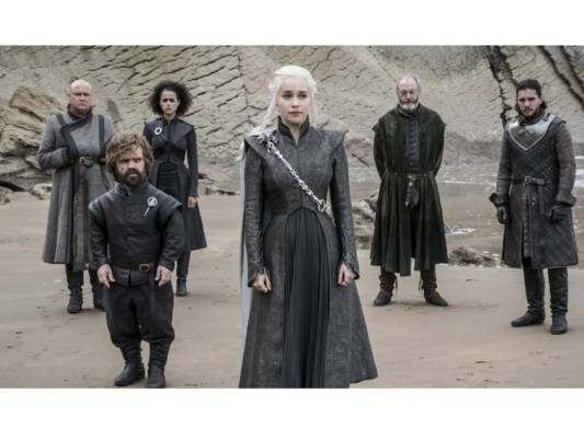 Emilia Clarke confiesa que tuvo una crisis existencial antes de terminar Game of Thrones