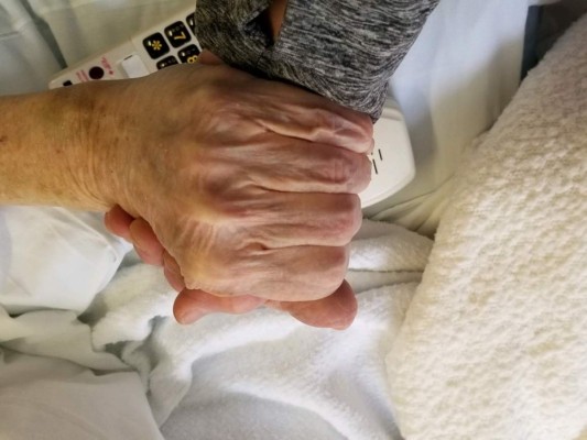 Dos ancianos con 99 y 106 años superan el coronavirus