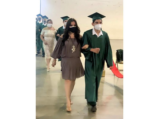 Edoardo Aguilar y Alejandra Vásquez