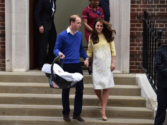 Así vive Londres la llegada de la príncesa de Cambridge