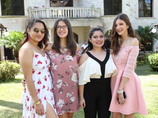 Senior breakfast de la Daniel Christian School