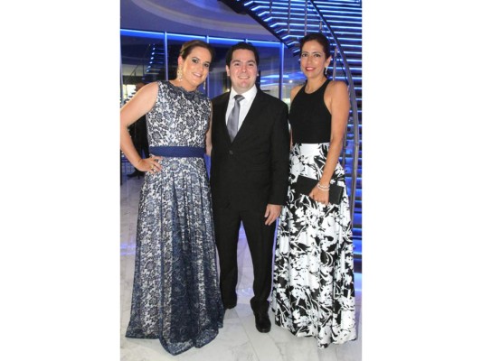 Andrea y Jordi Nacher y Nilcer Pineda.