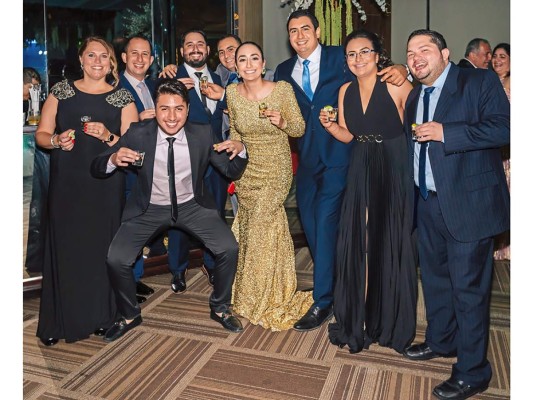 Juan Carlos Handal y Yazmin Janania celebran su boda  