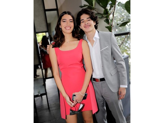 Fabiana Irias e Yahir Burgos