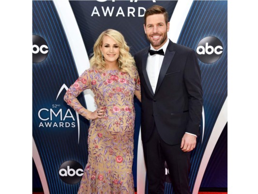 Carrie Underwood y Mike Fisher le dan la bienvenida a su segundo bebé